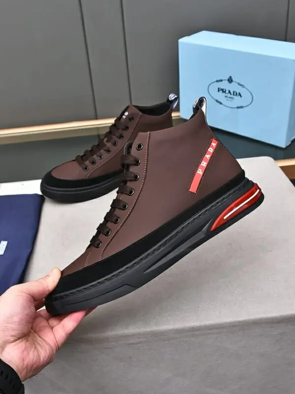 prada high top chaussures pour homme s_1242a143